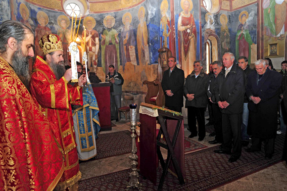 Празник Света Три Јерарха молитвено прослављен у манастиру Косијерево