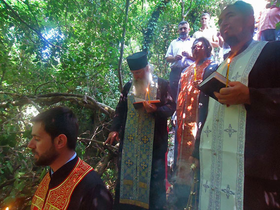 Служен помен на празник Светог Јоаникија, Митрополита црногорског 