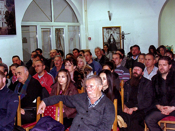 Приче о дубоким истинама из живота и страдања Руске Цркве