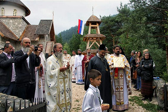 Освештан храм Светог великомученика Георгија у селу Зминица код Жабљака