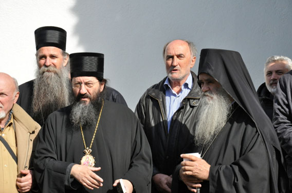 Митрополит Амфилохије и епископи Јустин и Јоаникије служили Литургију у Подгорици