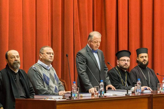 Епископ Григорије одбранио докторску дисертацију