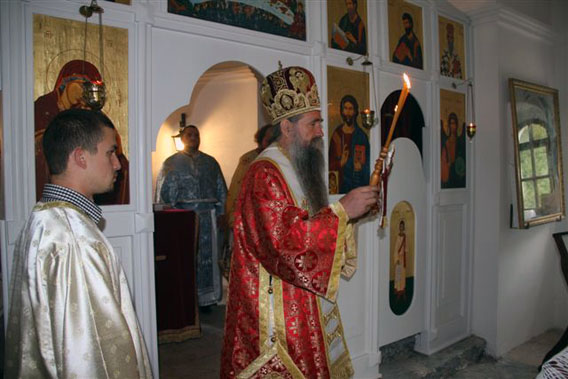 Прослављен празник Преноса моштију Светог Александра Невског