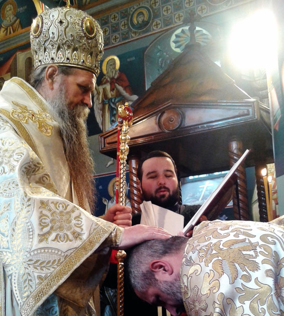 Епископ Јоаникије служио на Благовијести Литургију у Пријепољу