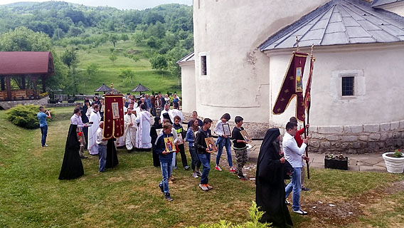 На Спасовдан Владика Јоаникије служио Литургију у манастиру Милешева