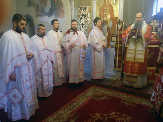 Други дан славе Владика Јоаникије прославио литургијски у манастиру Милешева