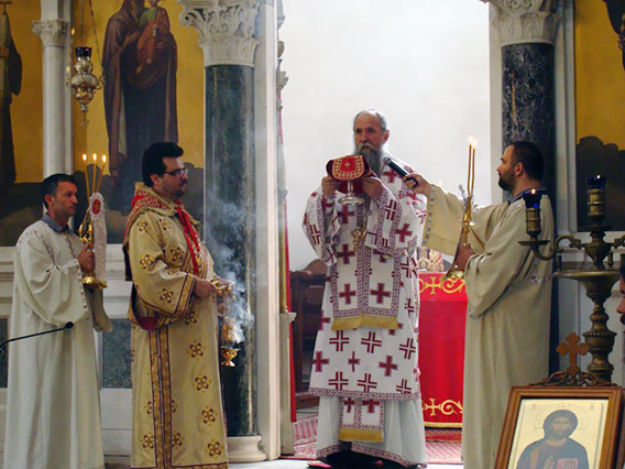 Преосвећени Епископ Јоаникије служио Литургију у никшићком Саборном храму