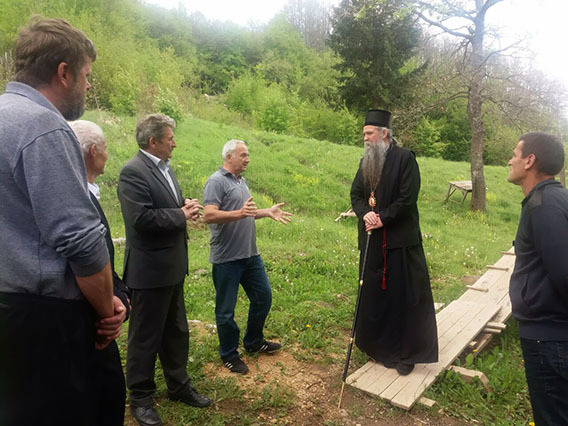Владика Јоаникије посјетио манастир Црнча
