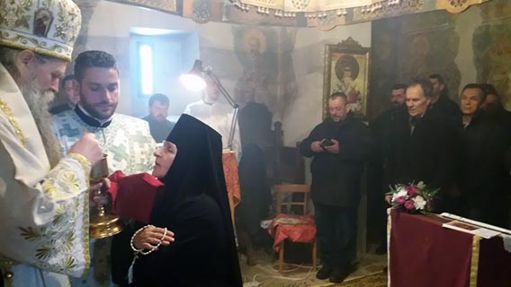 Литургија у манастиру Дубочица код Пљеваља