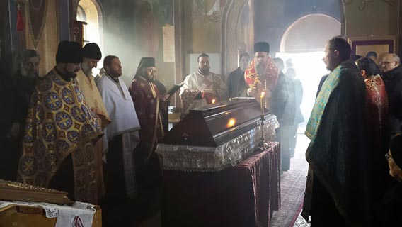 Молитвени испраћај новопрестављене слушкиње Божје Бранке Кнежевић