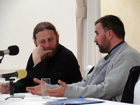 Протојереј Никола Пејовић одржао предавање у Никшићу