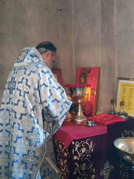 Празник Покрова Пресвете Богородице молитвено прослављен у Ђурђевим Ступовима