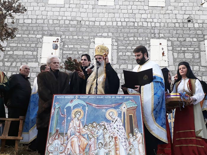 Хор Светог новомученика Станка одликован Златним ликом Светог Петра II Ловћенског Тајновидца