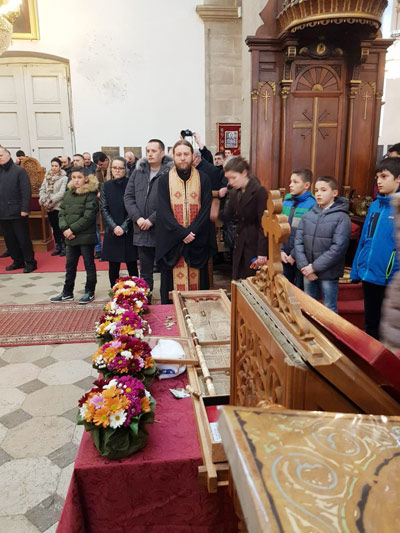 У Саборном храму у Никшићу свечано дочекане светиње Светог Саве