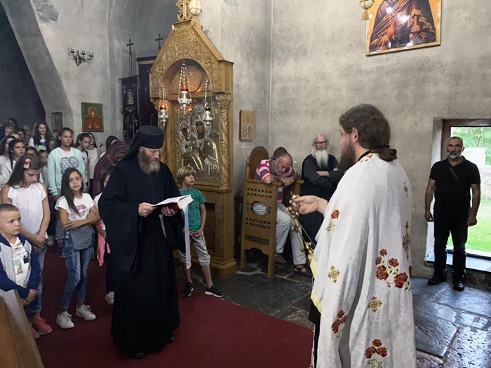 Молебан за почетак нове школске године у Ђурђевим Ступовима