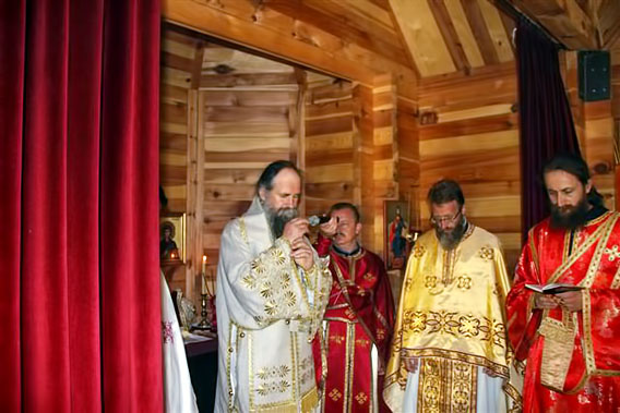 Литургијско сабрање у Самограду поводом храмовне славе манастира Светог Пантелејмона 