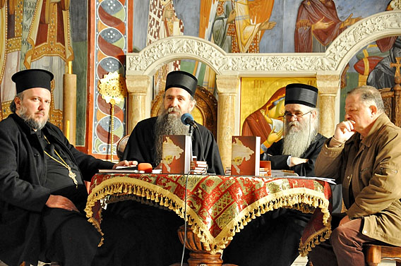 Црна Гора није правно регулисала однос с Црквом