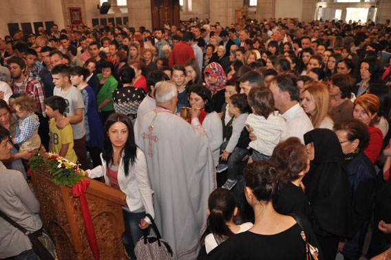 Најрадоснији хришћански празник Васкрс свечано прослављен у Никшићу