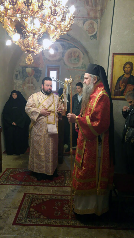 Епископ Јоаникије служио Литургију у манастиру Добриловина