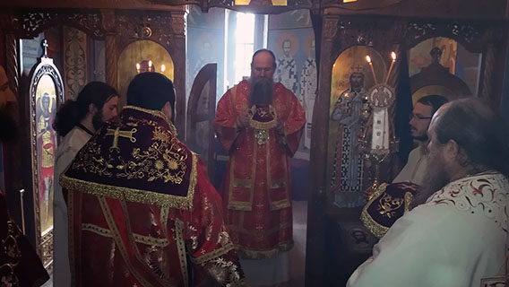 На други дан Божића Владика Јоаникије служио Литургију у манастиру Шудиково