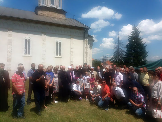 Епископ Јоаникије на Петровдан одслужио Литургију у Сјеници