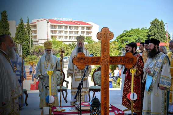 Митрополит Амфилохије и Епископи Јоаникије и Атанасије  одслужили Литургију у Саборном храму у Бару