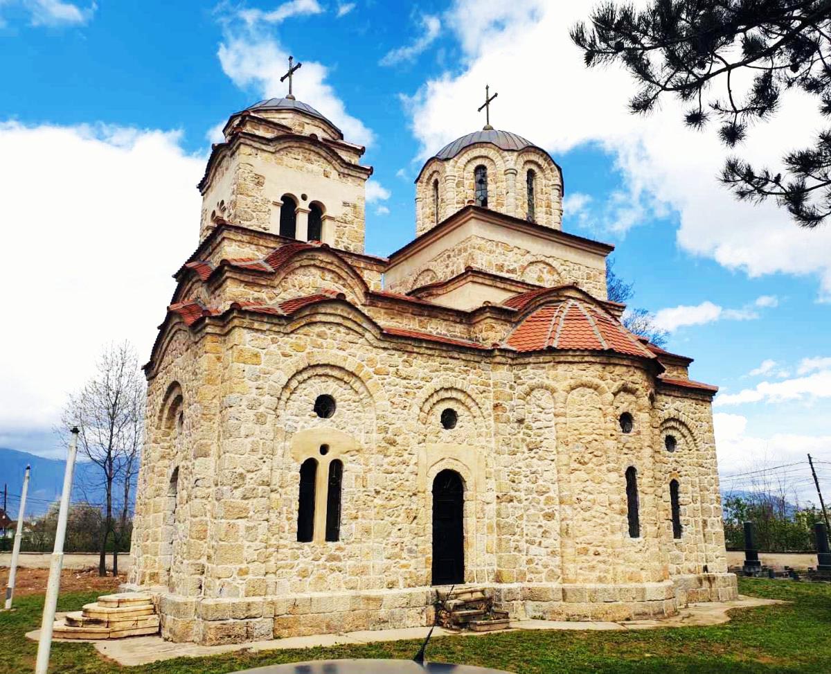 За обнову цркве у Витомирици прикупљено 31.500 евра; нова акција за народне кухиње на КиМ