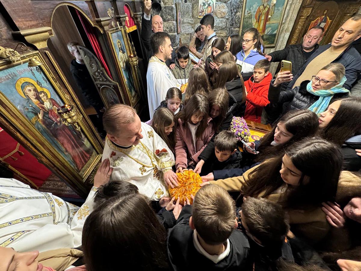 Свети Сава је наша бакља која је носила свјетлост самог Христа