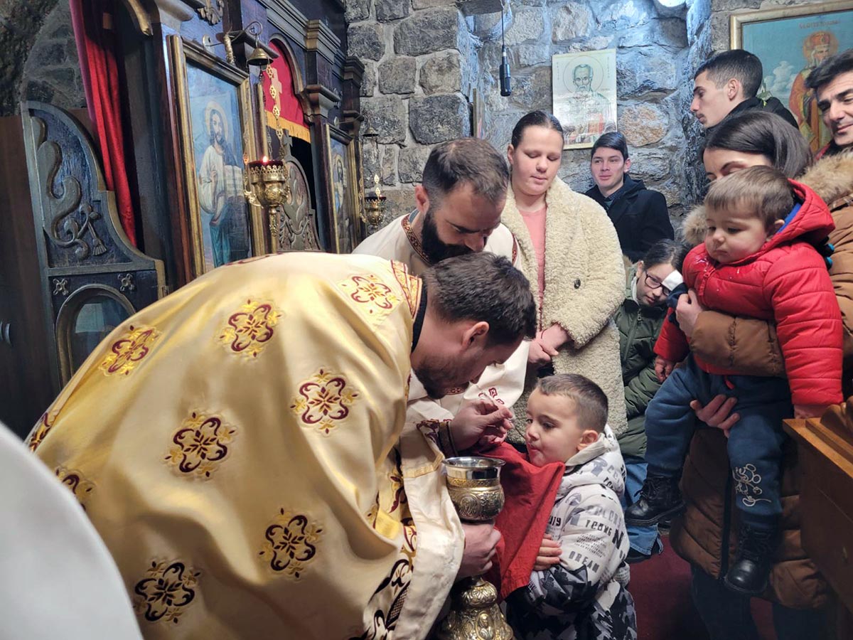 Литургиј у Бијелом Пољу