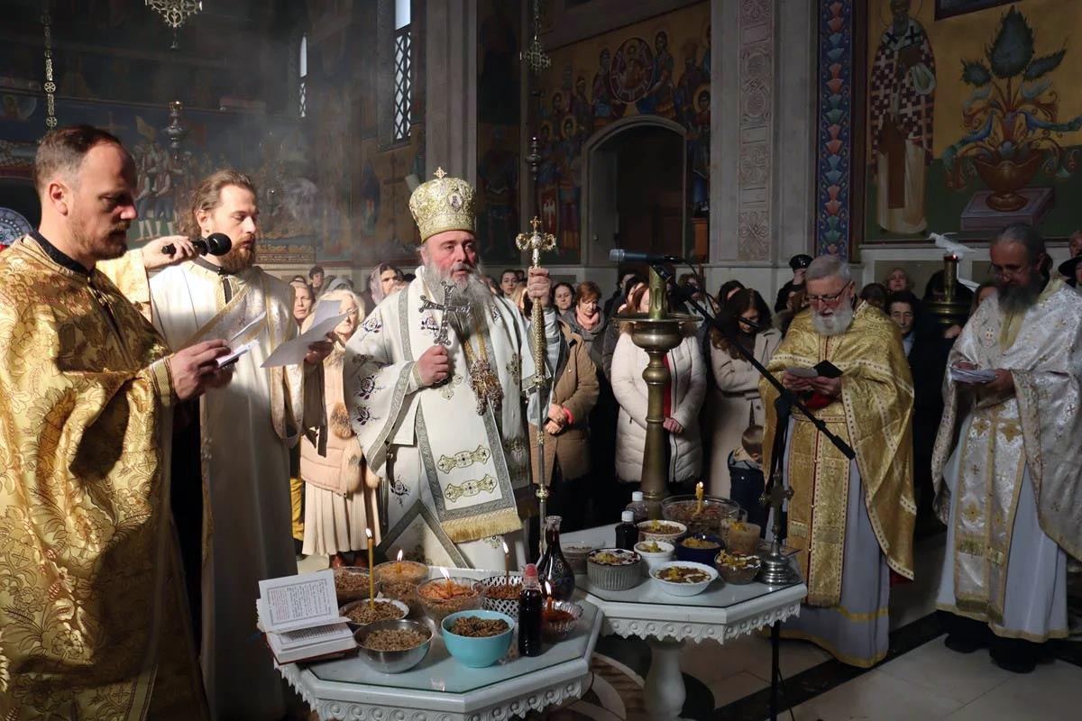 Владика Марко богослужио у Требињу