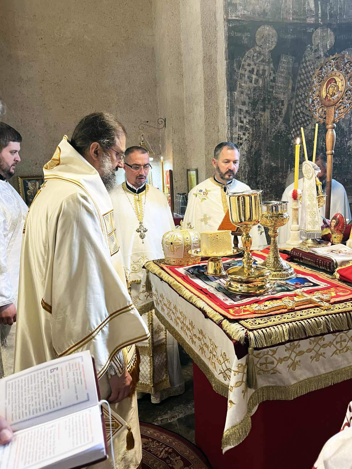 Манастир Ђурђеви Ступови прославио славу