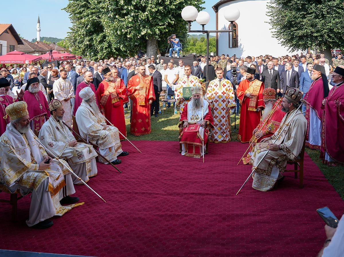 Патријарх Порфирије у Братунцу