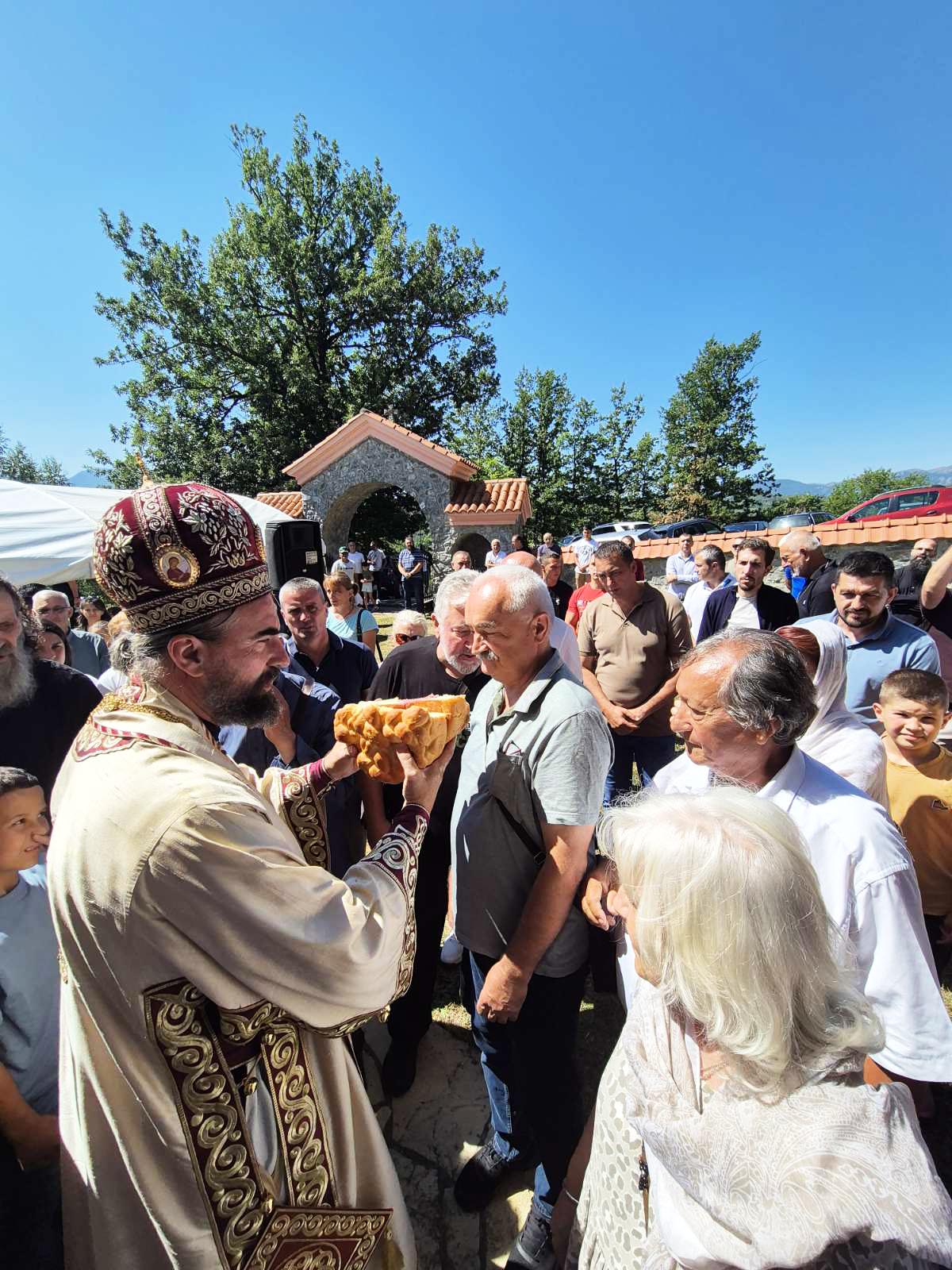  Митрополит Методије служио Литургију у Лепенцу код Мојковца