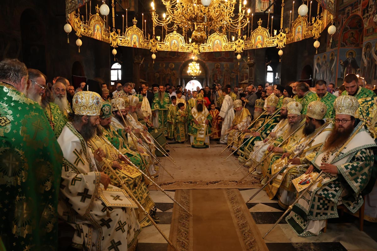 Митрополит Јоаникије на свечаностима поводом празника Преподобног Јована Рилског служио у Бугарској