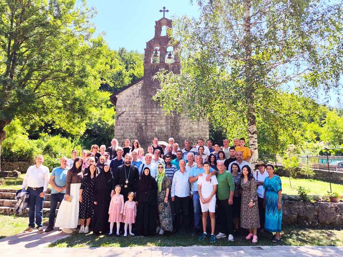 Митрополит Методије служио Литургију у манастиру Бијела