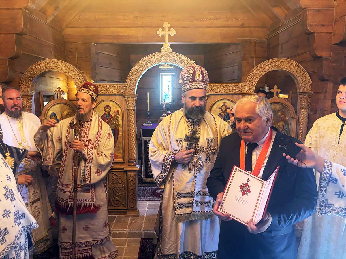 Света Архијерејска Литургија и освећење цркве Светог Пајсија Светогорца у Долима пивским