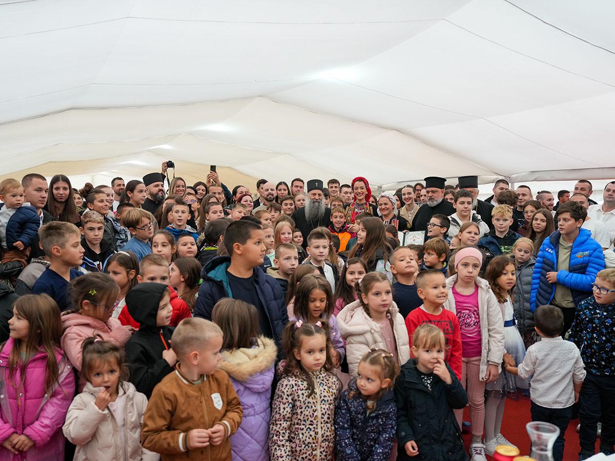 Патријарх српски Порфирије служио чин освећења храма Свете браће Кирила и Методија у Марибору