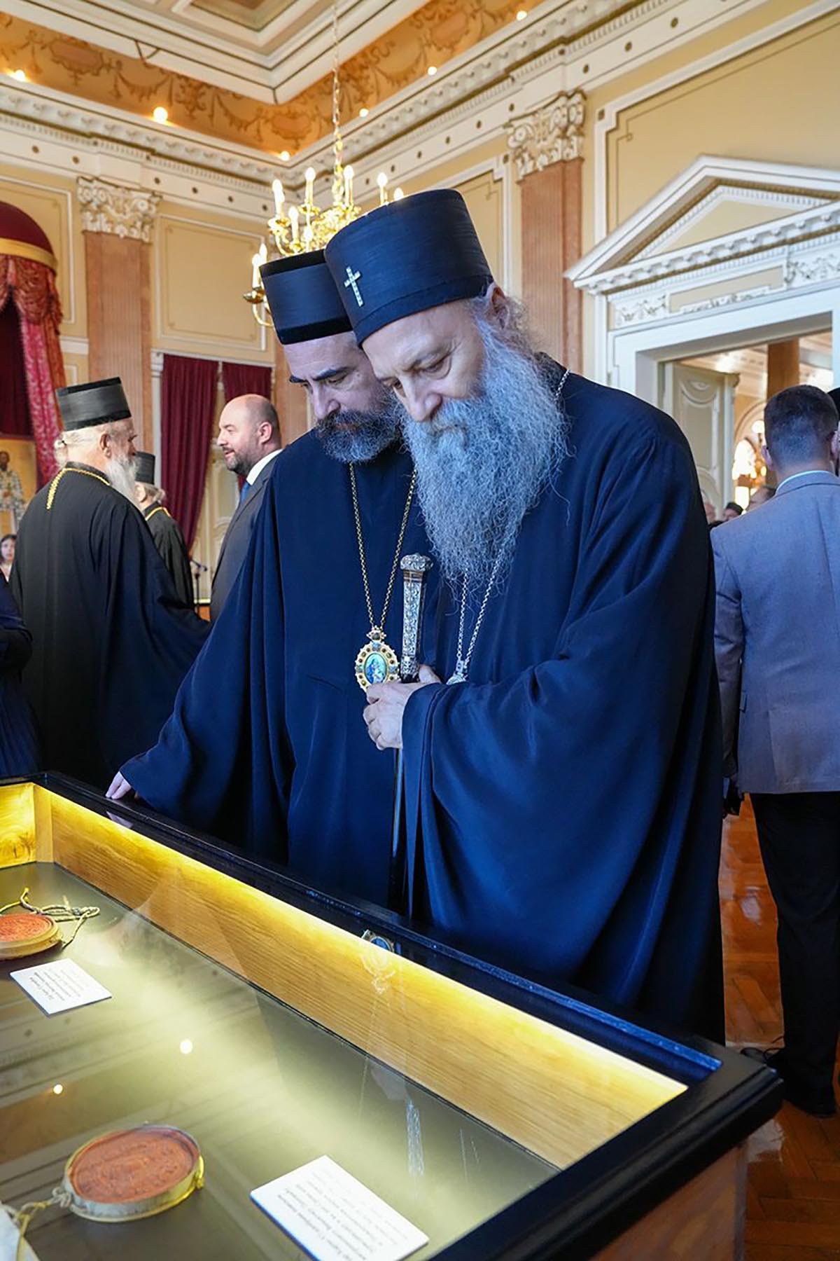 Патријарх Порфирије отворио изложбу „Документа Српског Сиона“