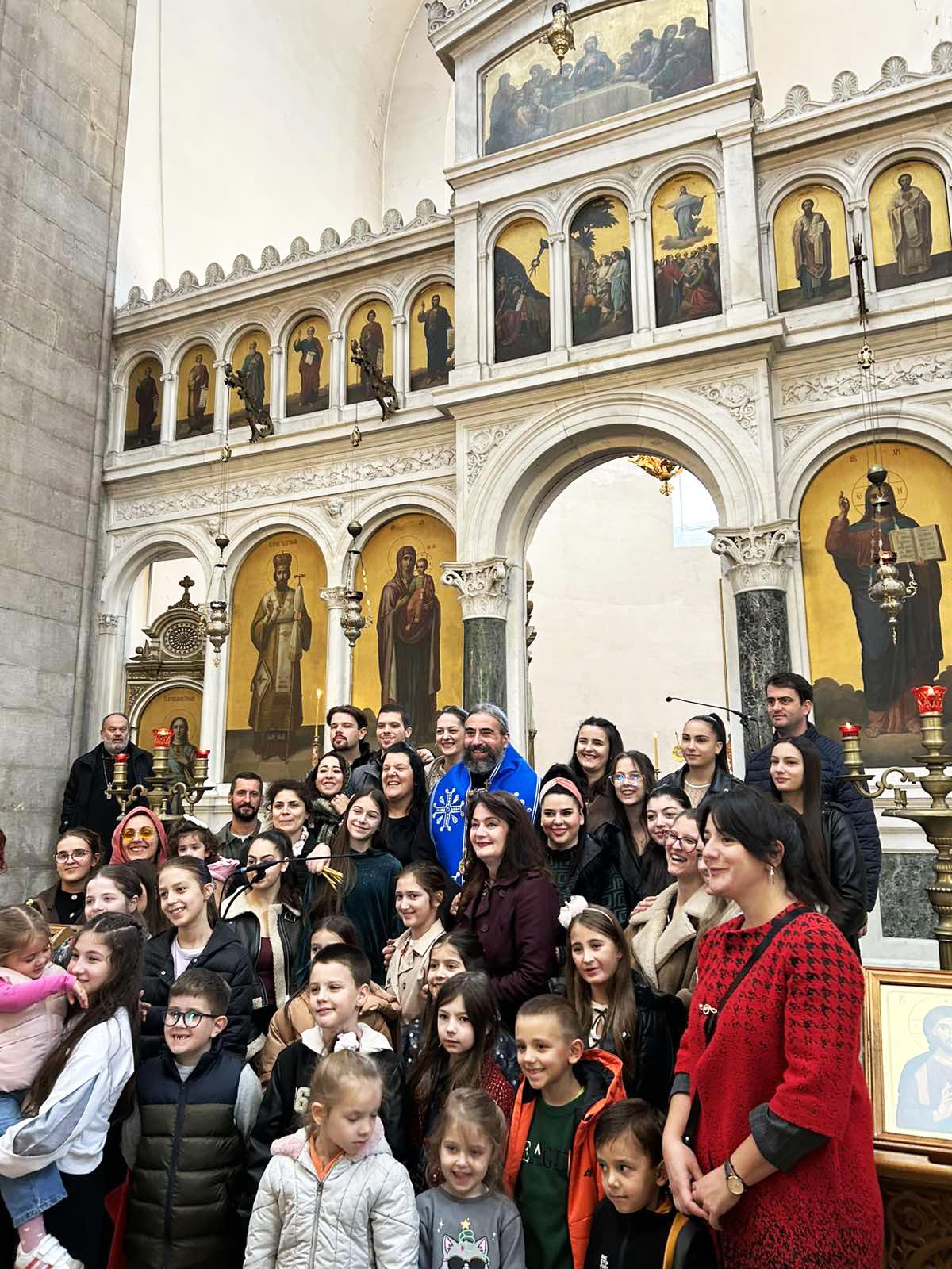 Митрополит Методије служио у Саборном храму Светог Василија Острошког у Никшићу