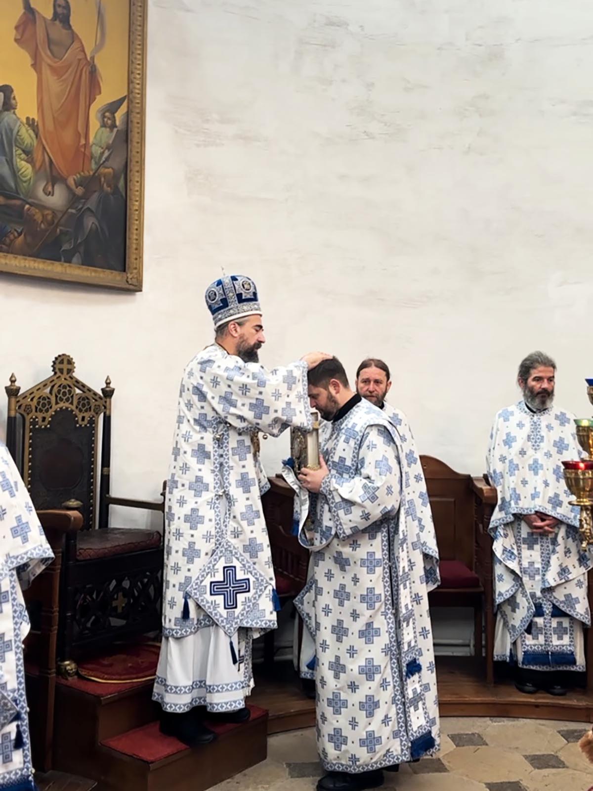 Митрополит Методије служио у никшићком Саборном храму