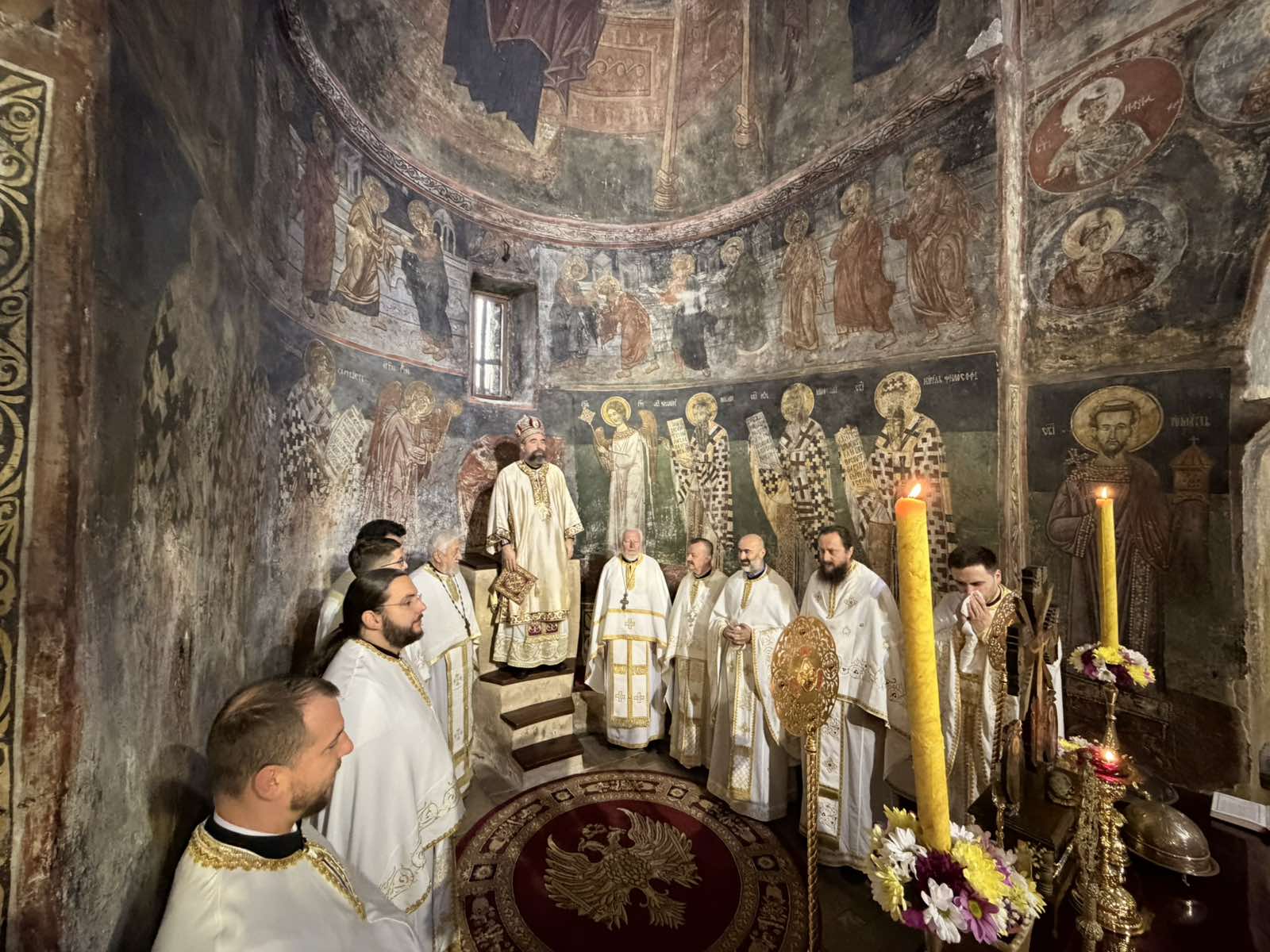 Митрополит Методије служио Свету Архијерејску Литургију у Никољцу