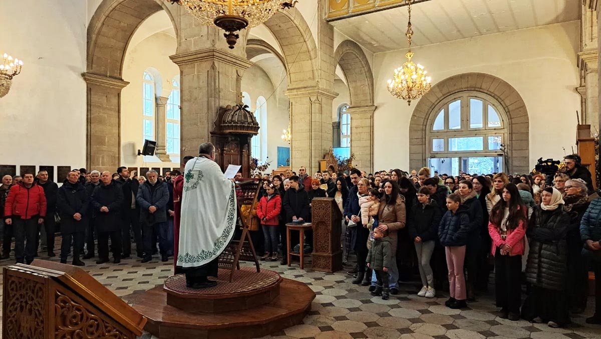 Празник рођења Христовог свечано прослављен у никшићком Саборном храму