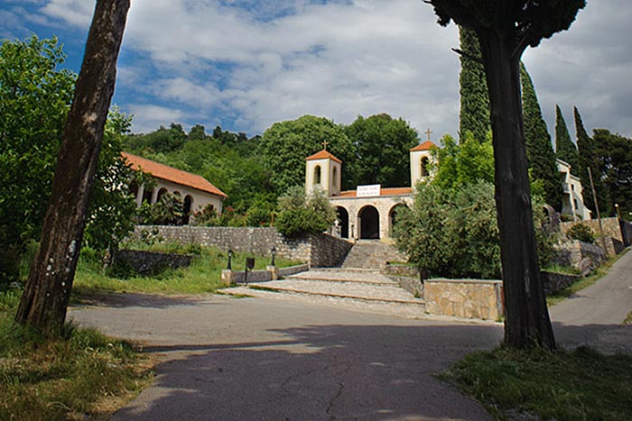 Владика Јоаникије служиће 9. фебруара у Дајбабама Литургију са парастосом оцу Луки (Анићу)