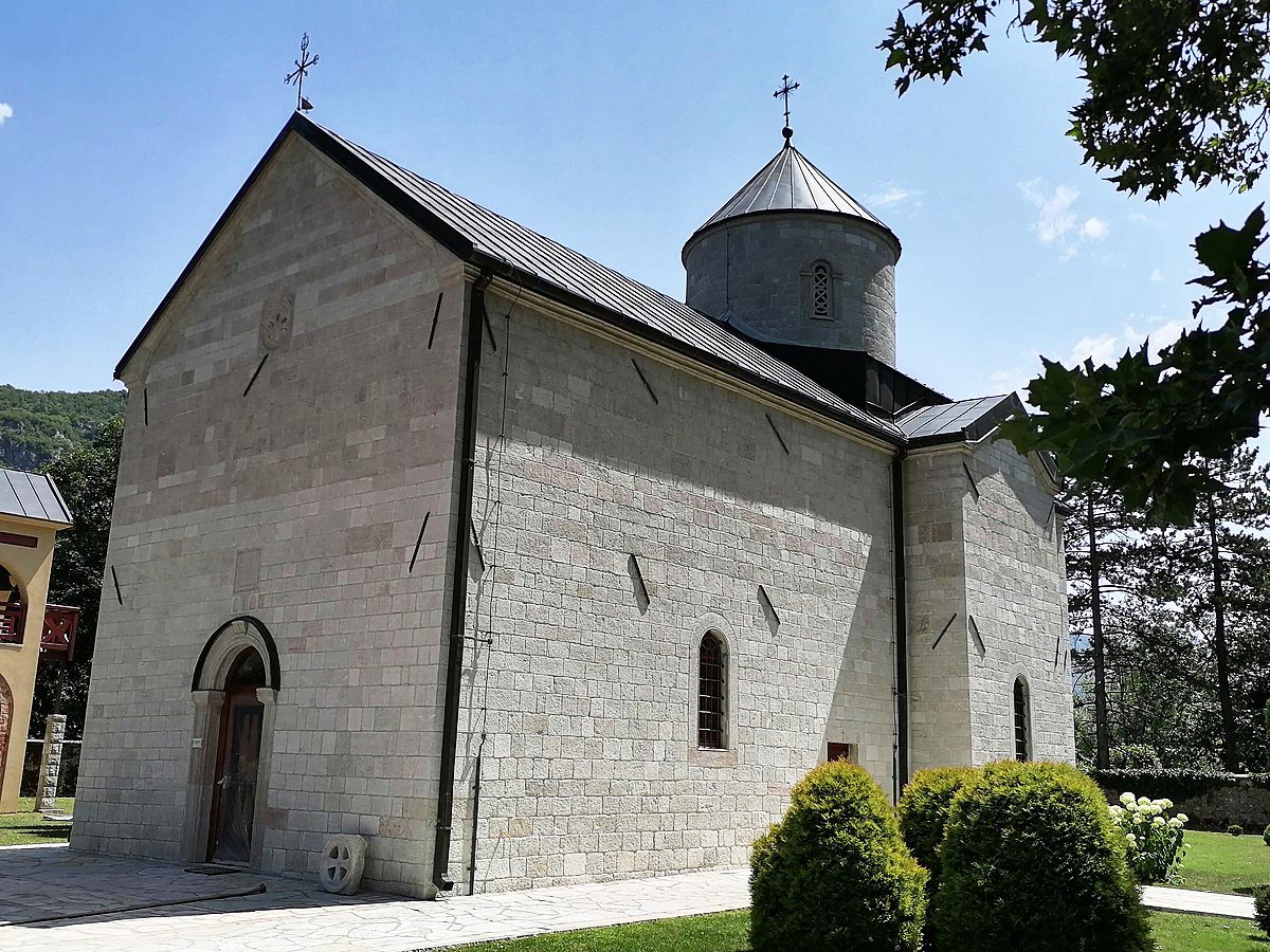 НАЈАВА: Света Архијерејска Литургија у Жупском манастиру