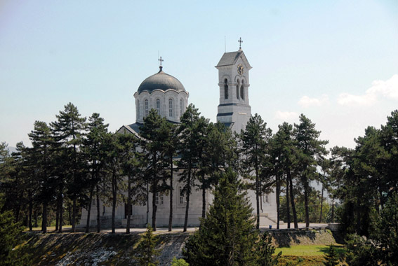 Саборна црква Светог Василија Острошког Никшић