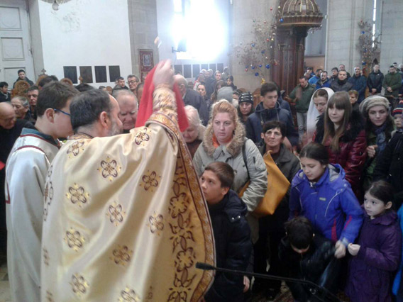 Крстовдан прослављен у Саборном храму у Никшићу