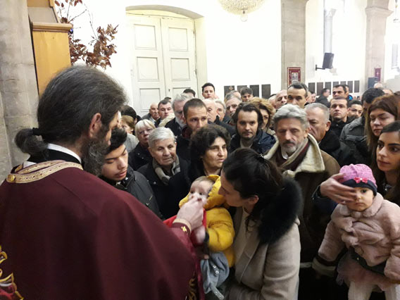 Литургија одслужена на Бадњи дан у Саборном храму у Никшићу