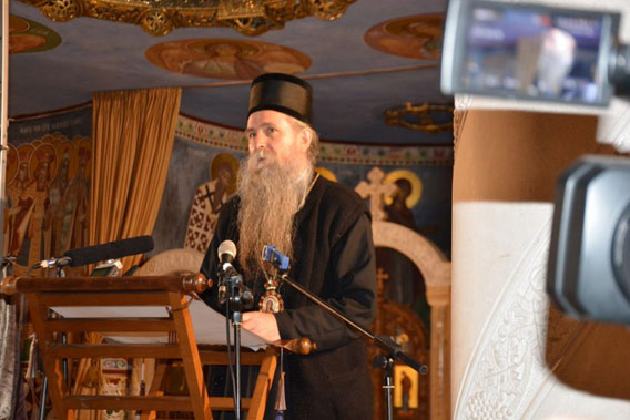 У подгоричком Саборном храму представљено четворокњижје Митрополита Амфилохија „Ново косовско распеће“