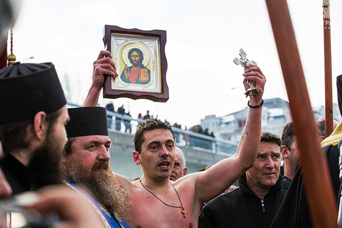 Богојављенско пливање за Часни крст у Епархији будимљанско-никшићкој