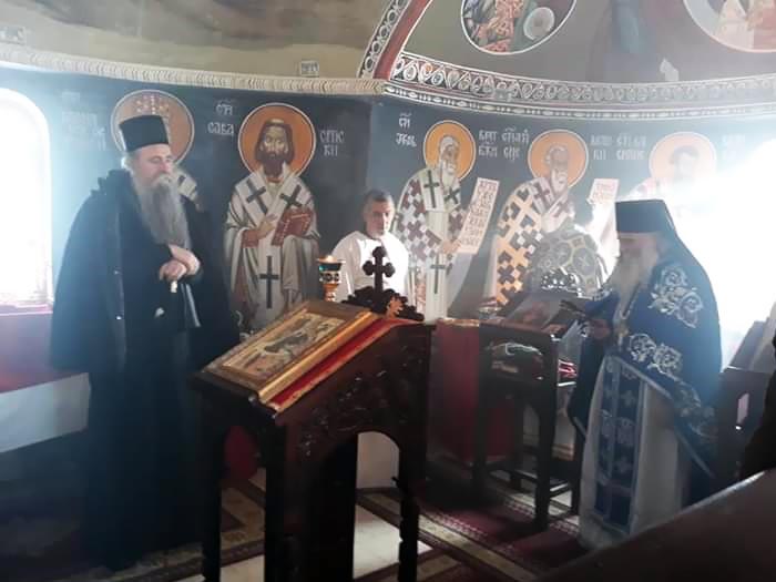 Литургијско сабрање у манастиру Косијерево